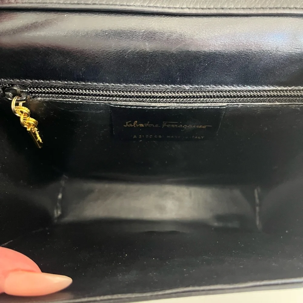 Auth VTG FERRAGAMO Leather Bag - Picture 8 of 10